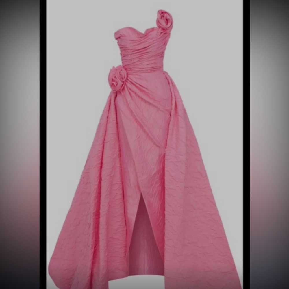 Elegant Pink Women's dress